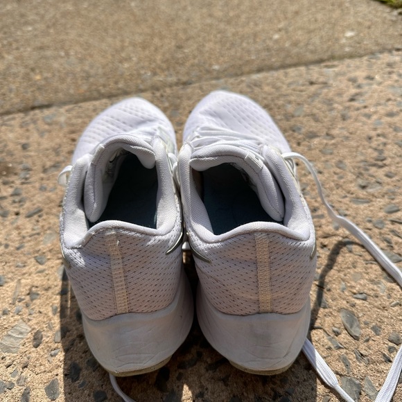 women's nike air pegasus 38 - Picture 3 of 3